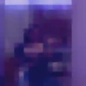 Anne-Laure, 25 ans, connectée à Frépillon pour une rencontre coquine
