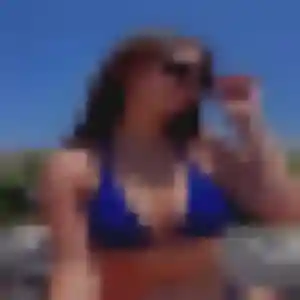 Photo de Roxane à Fresnay-sur-Sarthe (37 ans) - plan cul discret