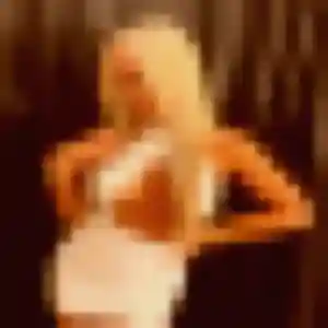 Sexy Janine, 28 ans à Genilac - voir sa photo