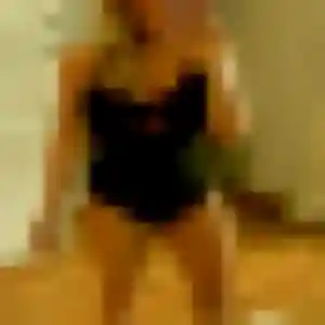 plan cul à Genouillac : photo de Gabrielle, 44 ans - accès libre