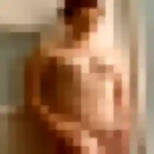 Oumaima, 40 ans, connectée à Germigny-l'Évêque pour une rencontre coquine