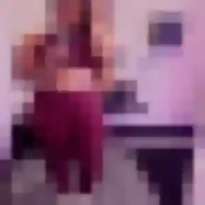 Uranie (23 ans) à Gif-sur-Yvette attend une rencontre rapidement