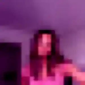 Photo de Elise à Girolles (23 ans) - plan cul gratuit