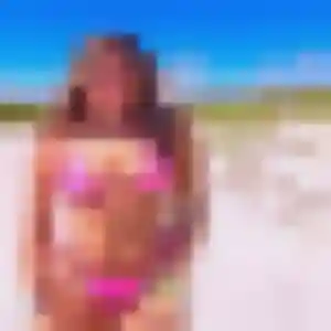 Emmanuelle, 32 ans, connectée à Gouesnach pour une rencontre coquine