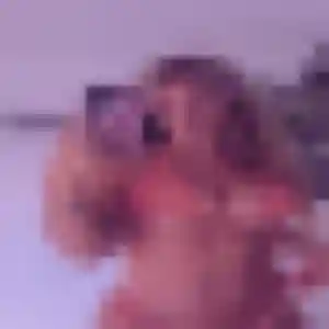 Alix, fille de 23 ans cherche plan cul à Grand Bourgtheroulde