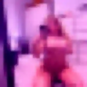 Rejoins Magalie, 35 ans à Graye-sur-Mer gratuitement