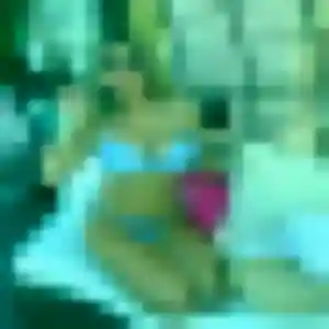 Julie, 40 ans, dispo pour plan cul à Guitté