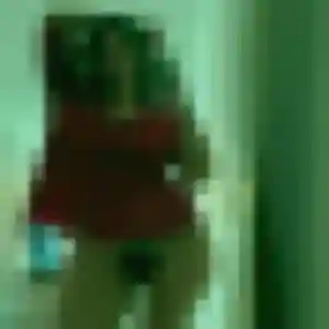 Flavia, femme de 24 ans cherche plan cul à Helfaut
