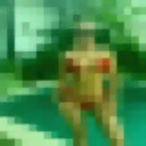 Karine, 24 ans, dispo pour plan cul à Héloup