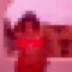 Tatyana, 34 ans, connectée à Herlies pour une rencontre coquine