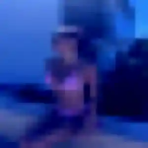 Olga, 32 ans, dispo pour plan cul à Hermeray