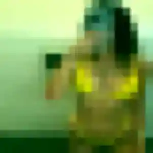 Yolande, 27 ans, en ligne à Huillé-Lézigné pour un plan cul