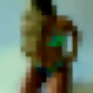 Rejoins Amira, 37 ans à Hussigny-Godbrange en privé