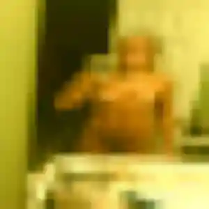 Profil de Lola à Illiat (31 ans) - plan cul discret