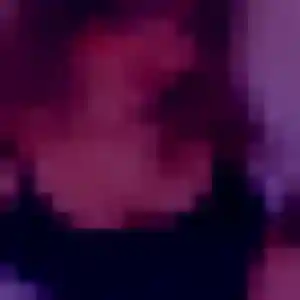 Suzanne, 33 ans, connectée à Imling pour une rencontre coquine