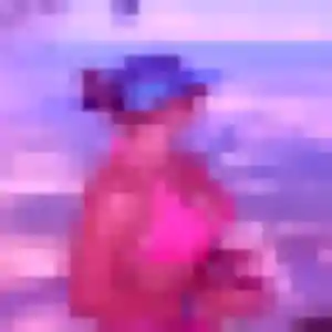 Brune, 37 ans, dispo pour plan cul à Issou