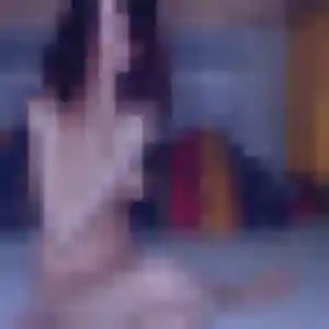 Corinne, 41 ans, dispo pour plan cul à Jouy-en-Josas