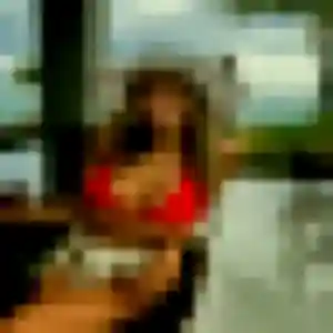 Photo sexy de Quitterie, 22 ans à Jouy-sur-Morin - plan discret