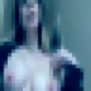 Tiffany, 23 ans, en ligne à Jugon-les-Lacs pour une rencontre coquine