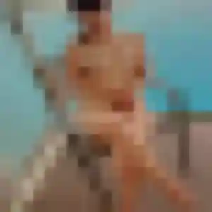 Photo privée de Camille, 23 ans à Kuttolsheim - rencontre sans lendemain
