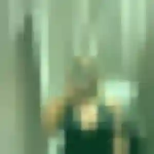 Ursula, 23 ans, en ligne à La Baronnie pour un plan cul