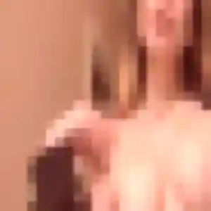 Photo exclusive de Aurelie, 24 ans à La Brosse-Montceaux - plan discret