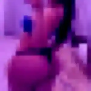 Photo privée de Eglantine, 34 ans à La Croix-Valmer - plan discret