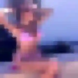 Perrine, 27 ans, en ligne à La Gouesnière pour un plan cul