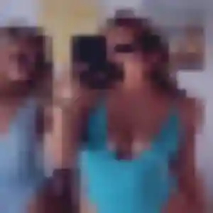Melanie, 34 ans, connectée à La Magdelaine-sur-Tarn pour une rencontre coquine