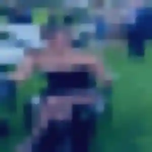 Photo privée de Nora, 25 ans à La Motte-d'Aigues - plan discret