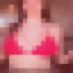 Charmante Malika, 25 ans à La Vieille-Lyre - la contacter