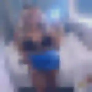 Photo exclusive de Huguette, 36 ans à La Ville-du-Bois - rencontre coquine