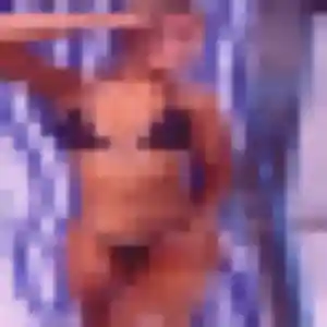 Photo de Karima à Labruyère (45 ans) - plan cul gratuit