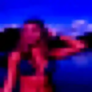 Salima, femme de 23 ans propose plan cul à Lahourcade