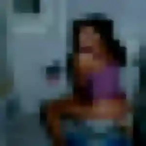 Emmanuelle, fille de 34 ans cherche plan cul à Langoiran