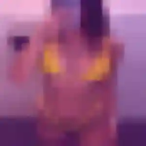 Nolwenn, 32 ans, disponible à Lanmeur pour une rencontre coquine