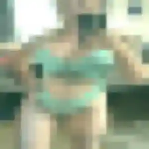Daphne de Lanvallay, 29 ans - plan cul discret