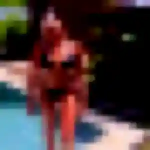 Leila, femme de 44 ans propose plan cul à Largentière