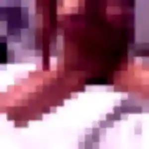 Khadija, 32 ans, en ligne à Laure-Minervois pour une rencontre coquine