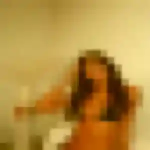 Noemie, femme de 35 ans propose plan cul à Lauris
