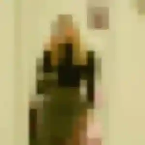 Photo privée de Armelle, 42 ans à Laussonne - rencontre coquine