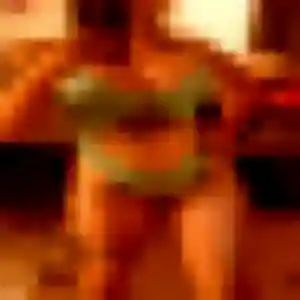 Olivia (30 ans) à Le Biot cherche une rencontre ce soir