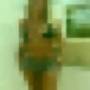 Clara, 35 ans, disponible à Le Malzieu-Ville pour un plan cul