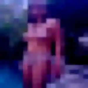Celeste, 36 ans, connectée à Le Merzer pour une rencontre coquine