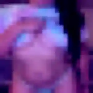 Natacha (26 ans) à Le Monteil propose une rencontre maintenant