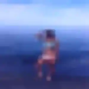 Nelly (28 ans) à Le Perrey cherche une rencontre ce soir