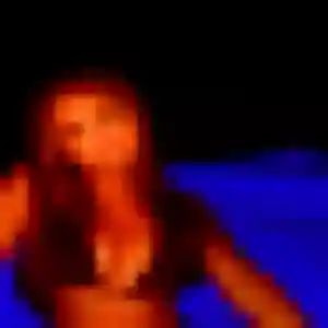 Rejoins Nora, 37 ans à Le Tholonet en privé