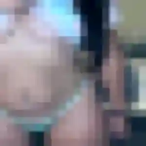 Photo exclusive de Noemie, 40 ans à Le Val d'Hazey - rencontre coquine