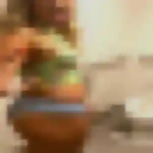 Fanny, 39 ans, dispo pour plan cul à Leignes-sur-Fontaine