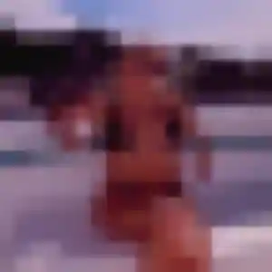 Louise, femme de 32 ans cherche plan cul à Les Combes